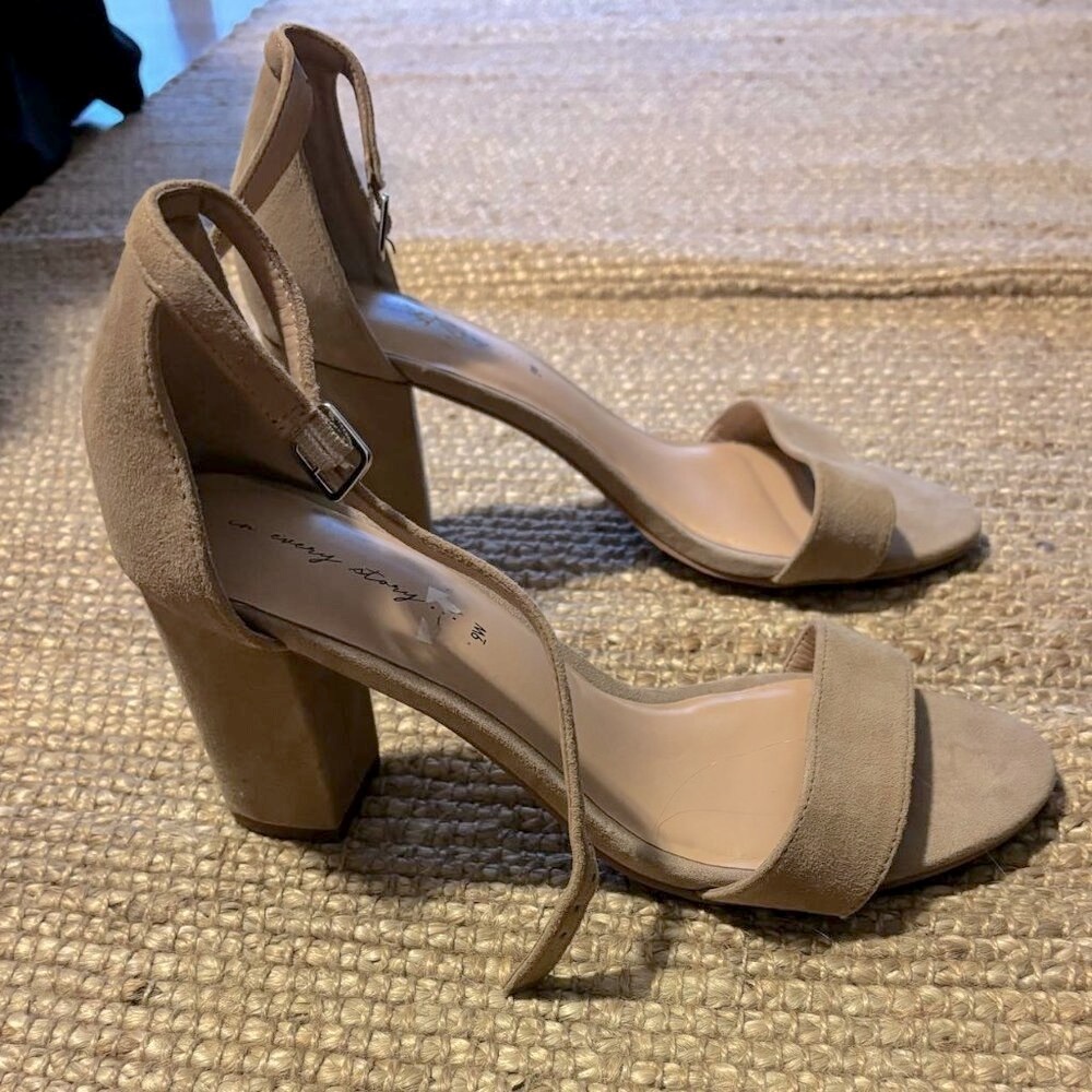 In every story High heel sandals